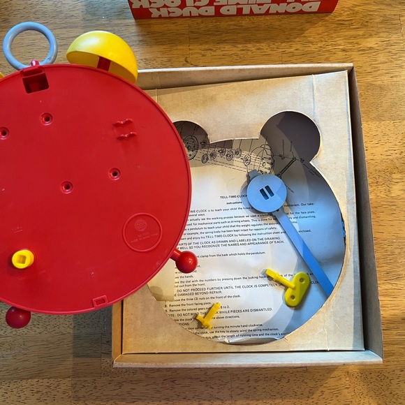 Vintage Donald Duck Tell-time clock - Picture 2 of 4